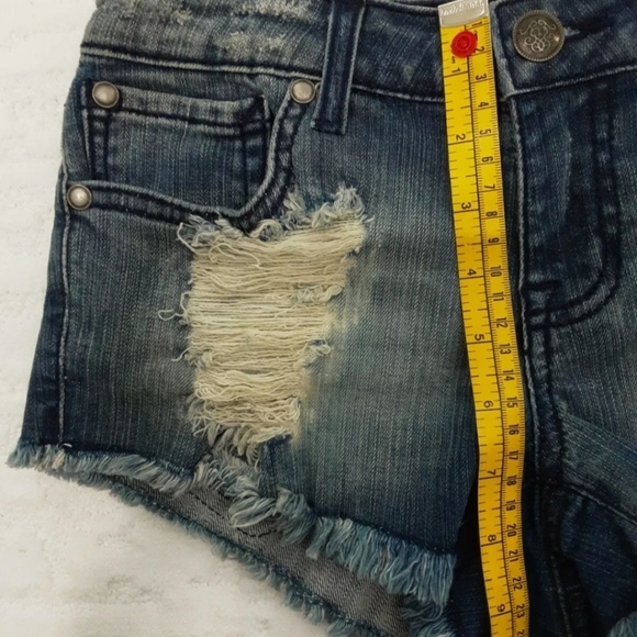 🪻BOGO🪻 Jessica Simpson Myra Fray Jean Distressed‎ Cut-Off Shorts - Picture 8 of 12